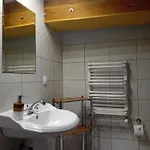 Κατάλυμα σε φάρμα 50 *