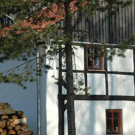 Gospodarstwo agroturystyczne 50 *