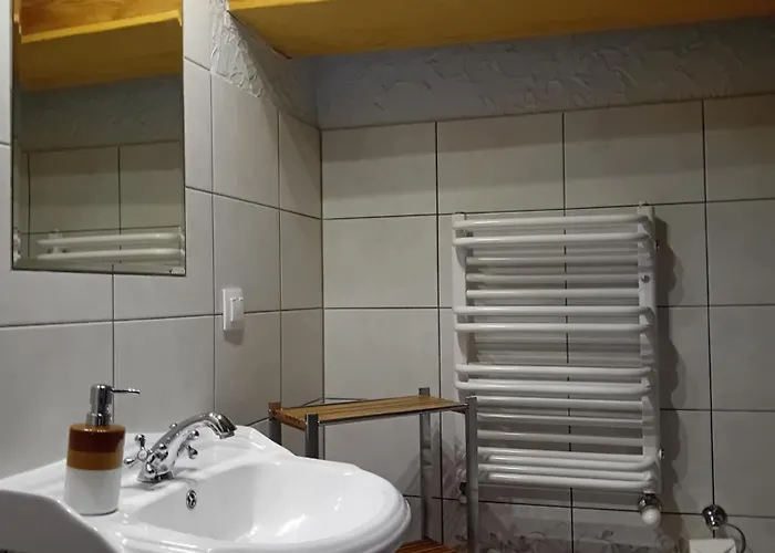 مزرعة للإقامة 50 *